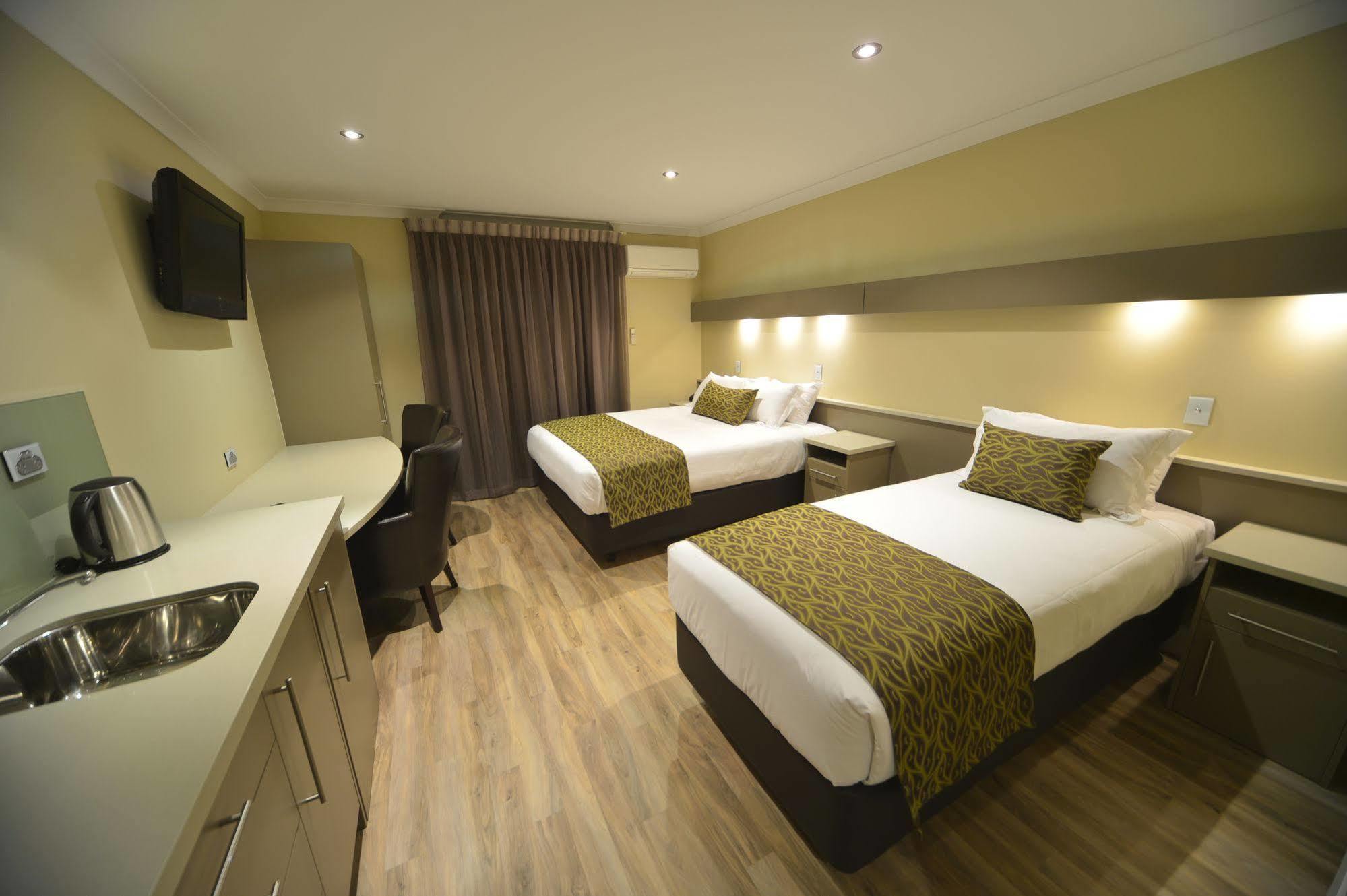 Bentley Motel Perth Esterno foto